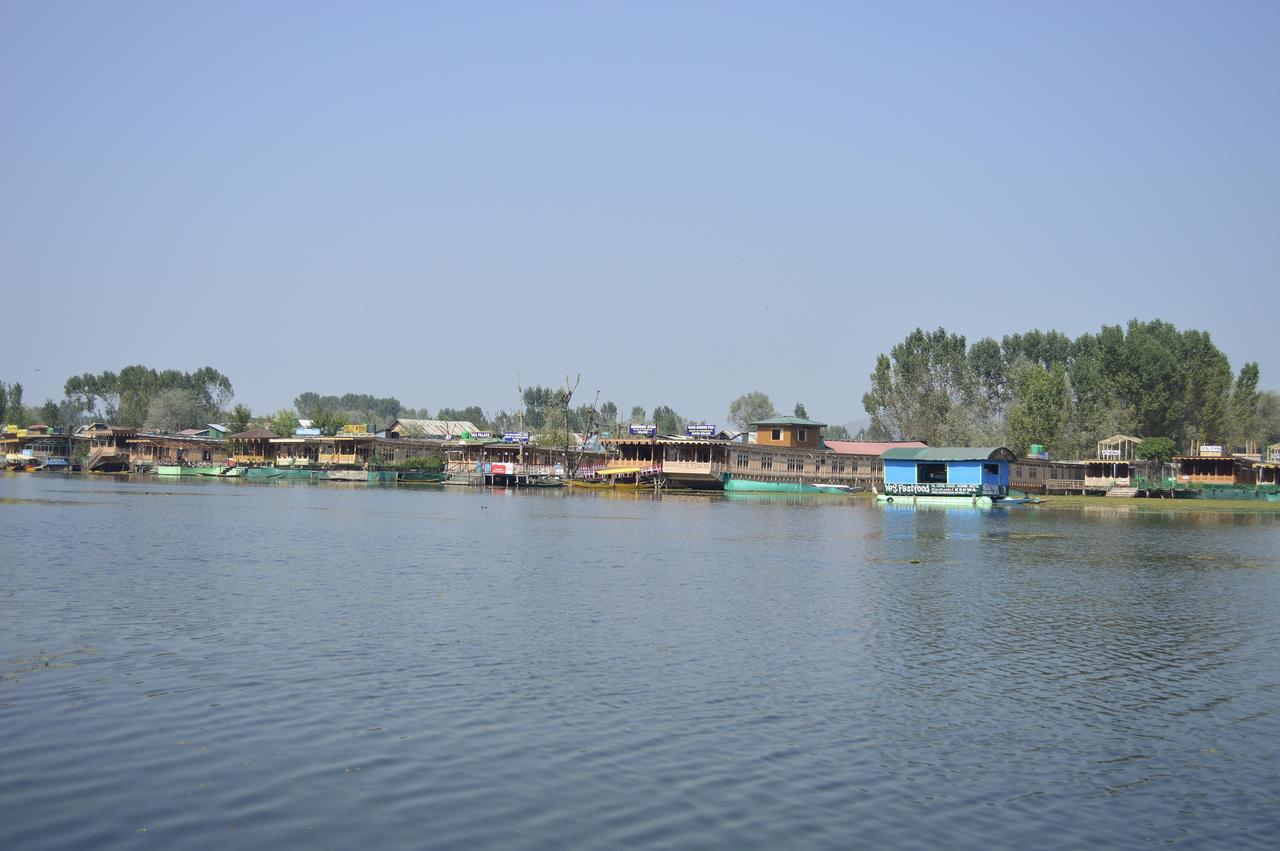 Lake Palace Group Of House Boats Srīnagar 외부 사진