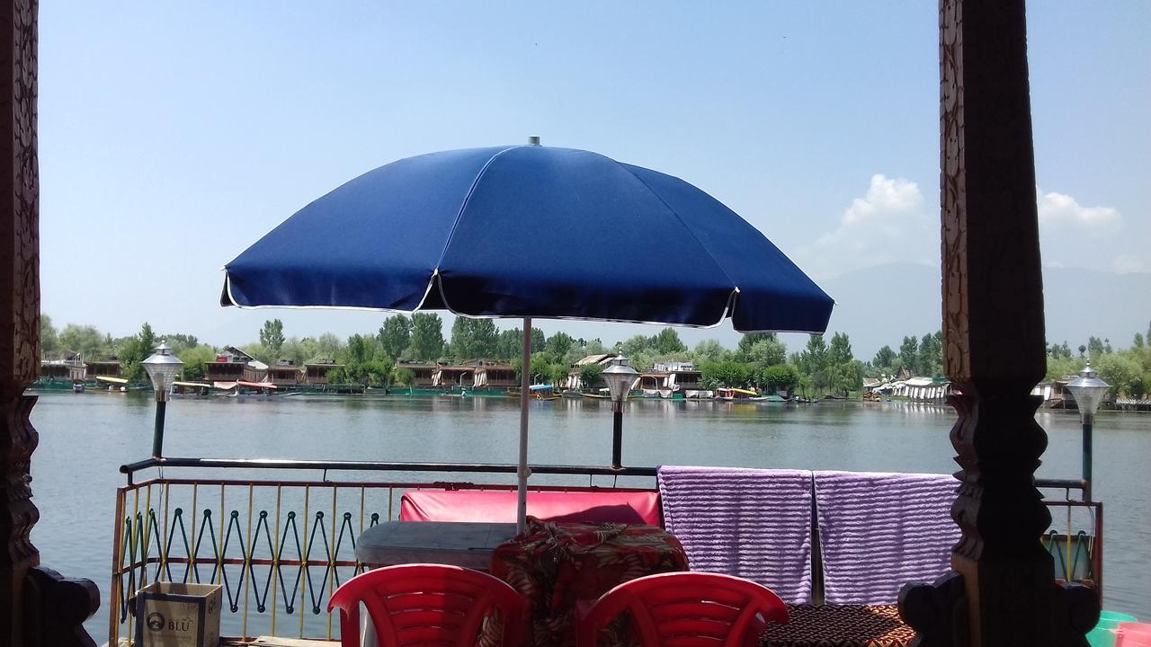 Lake Palace Group Of House Boats Srīnagar 외부 사진